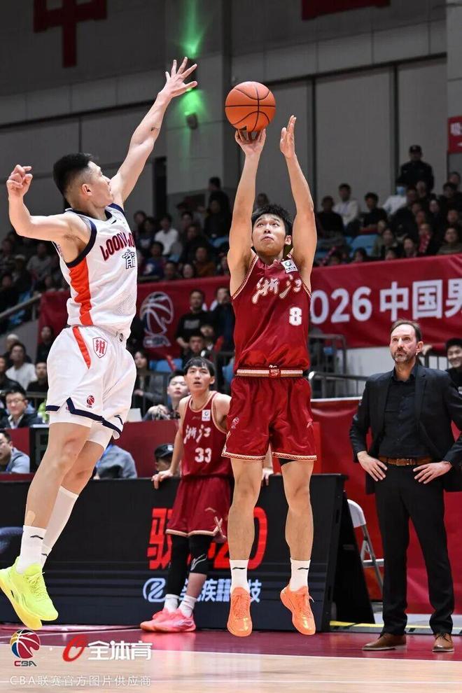 爱游戏入口-包含清晨浙江稠州调整名单以备CBA季后赛今夜广厦男篮回应争议，这一次真的菲尼克斯太阳迎CBA常规赛关键赛的词条